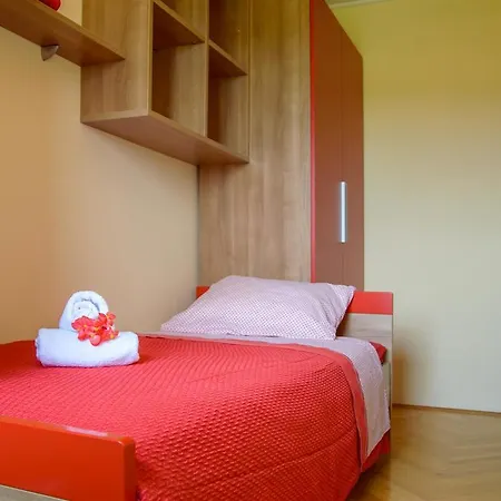Apartment Roko *