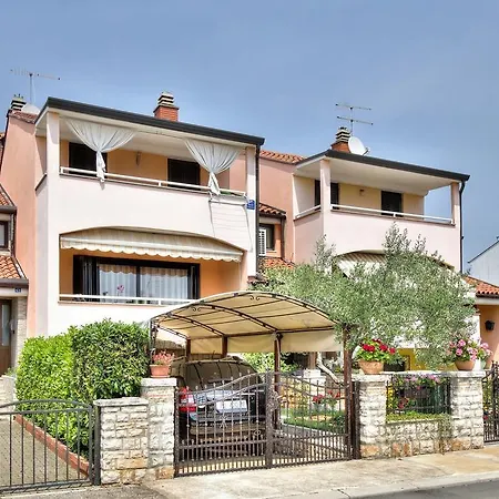 Roko Apartment
